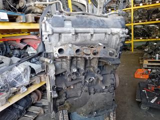 bontott TOYOTA YARIS Motor (Fűzött blokk hengerfejjel)