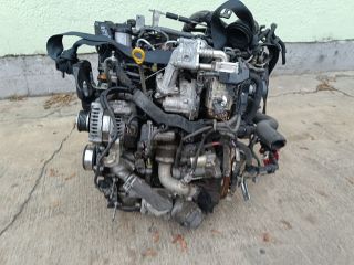 bontott TOYOTA YARIS Motor (Fűzött blokk hengerfejjel)