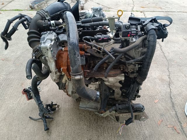 bontott TOYOTA YARIS Motor (Fűzött blokk hengerfejjel)