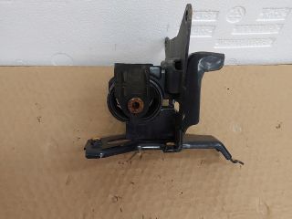 bontott TOYOTA YARIS Motor Tartó Bak Bal