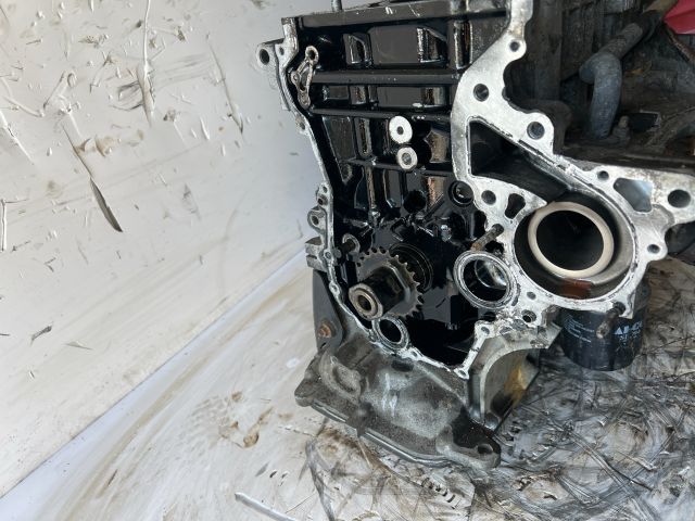 bontott TOYOTA YARIS Motorblokk (Fűzött)