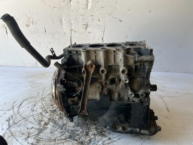 bontott TOYOTA YARIS Motorblokk (Fűzött)