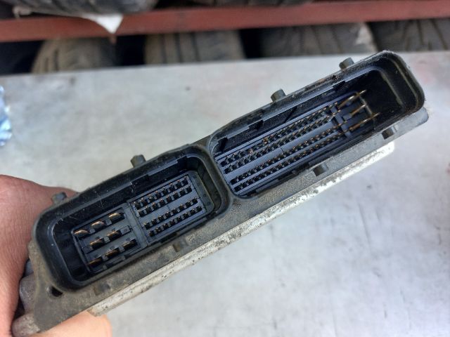 bontott TOYOTA YARIS Motorvezérlő