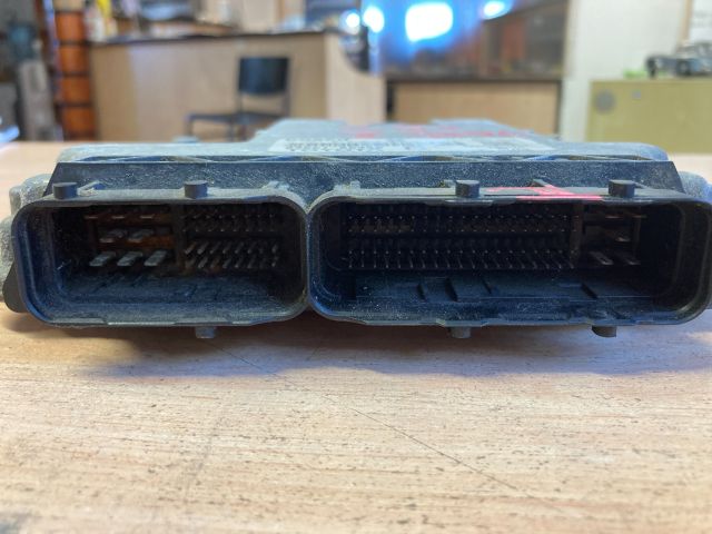 bontott TOYOTA YARIS Motorvezérlő