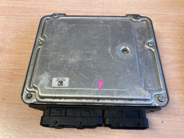 bontott TOYOTA YARIS Motorvezérlő