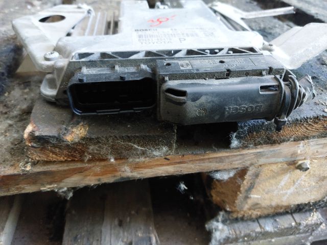 bontott TOYOTA YARIS Motorvezérlő