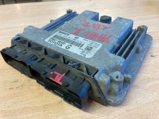 bontott TOYOTA YARIS Motorvezérlő