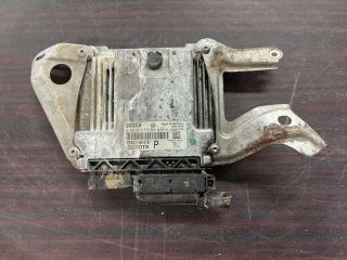 bontott TOYOTA YARIS Motorvezérlő