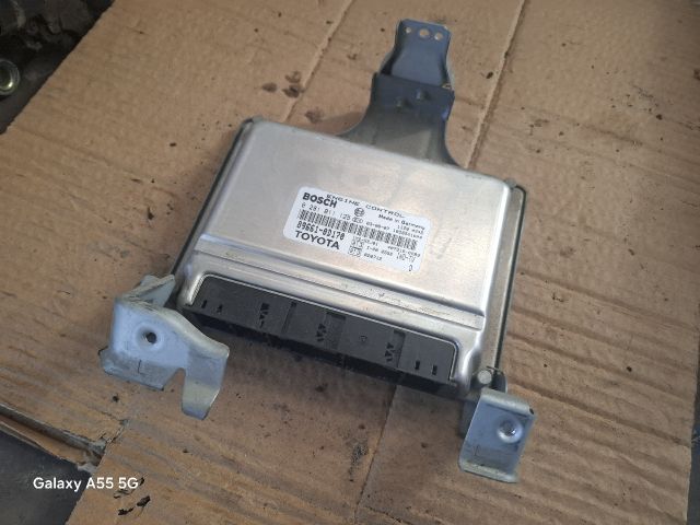 bontott TOYOTA YARIS Motorvezérlő