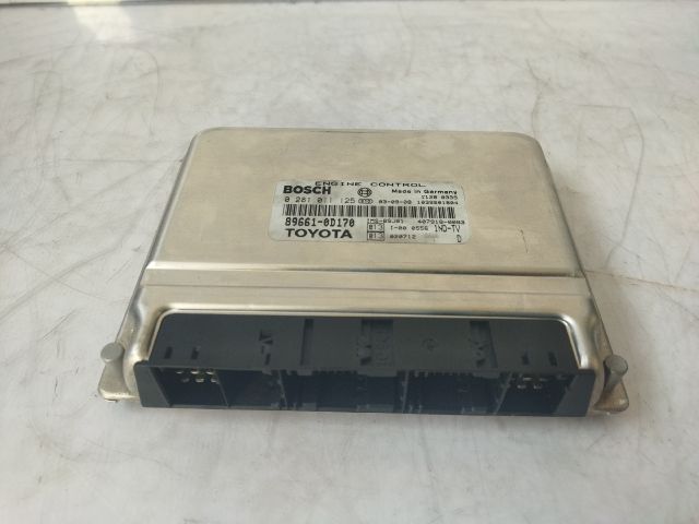 bontott TOYOTA YARIS Motorvezérlő