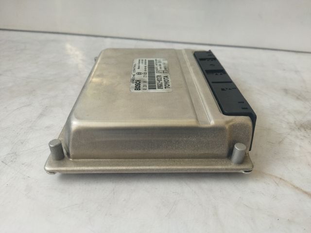 bontott TOYOTA YARIS Motorvezérlő