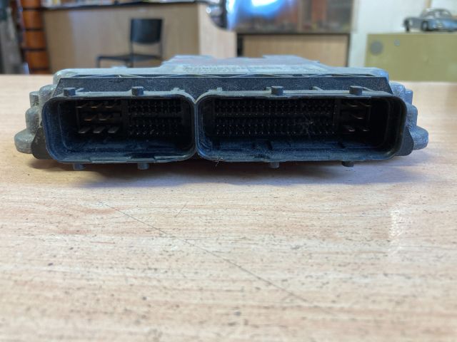 bontott TOYOTA YARIS Motorvezérlő