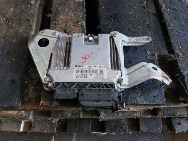 bontott TOYOTA YARIS Motorvezérlő
