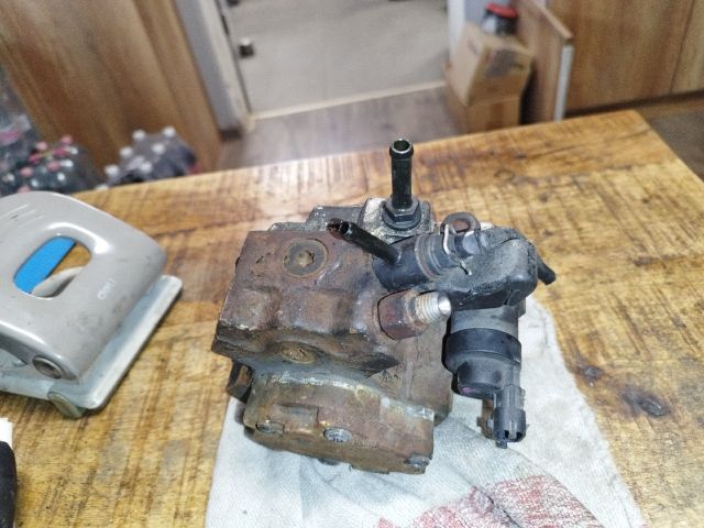 bontott TOYOTA YARIS Nagynyomású Szivattyú