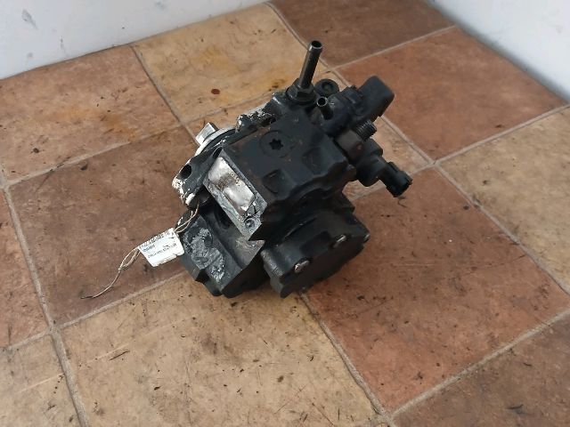 bontott TOYOTA YARIS Nagynyomású Szivattyú