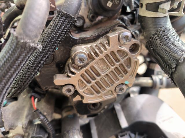 bontott TOYOTA YARIS Nagynyomású Szivattyú