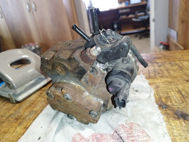 bontott TOYOTA YARIS Nagynyomású Szivattyú