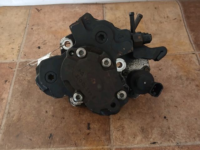 bontott TOYOTA YARIS Nagynyomású Szivattyú