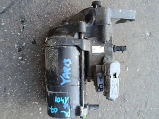 bontott TOYOTA YARIS Önindító