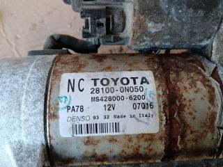 bontott TOYOTA YARIS Önindító