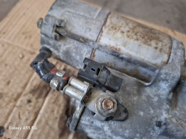 bontott TOYOTA YARIS Önindító