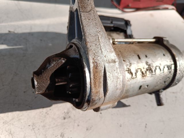 bontott TOYOTA YARIS Önindító