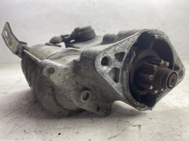 bontott TOYOTA YARIS Önindító