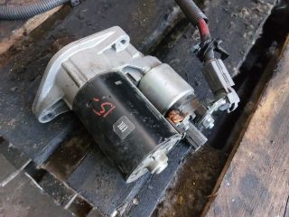 bontott TOYOTA YARIS Önindító