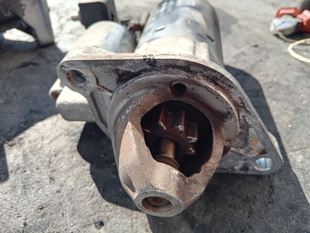 bontott TOYOTA YARIS Önindító