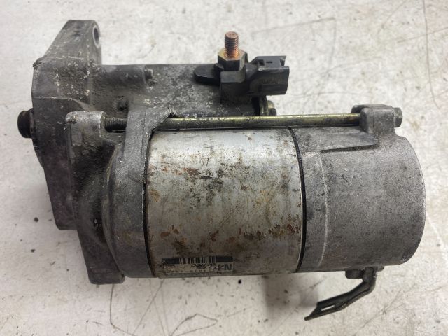 bontott TOYOTA YARIS Önindító