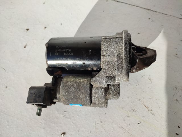 bontott TOYOTA YARIS Önindító