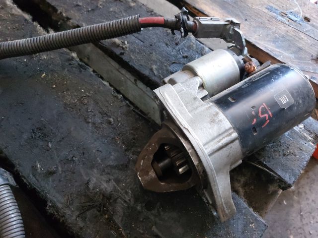 bontott TOYOTA YARIS Önindító