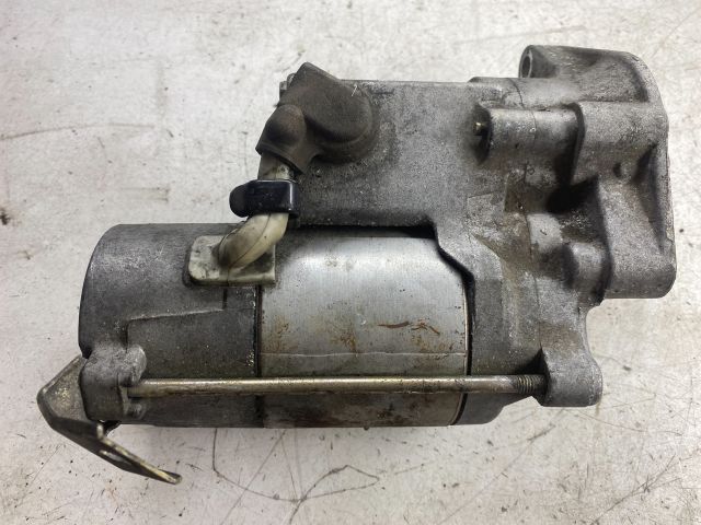 bontott TOYOTA YARIS Önindító