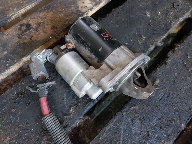 bontott TOYOTA YARIS Önindító