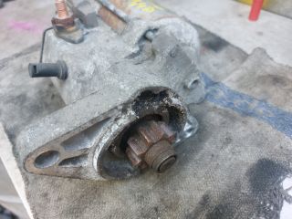 bontott TOYOTA YARIS Önindító