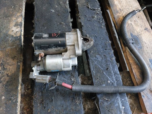 bontott TOYOTA YARIS Önindító