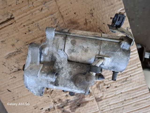 bontott TOYOTA YARIS Önindító