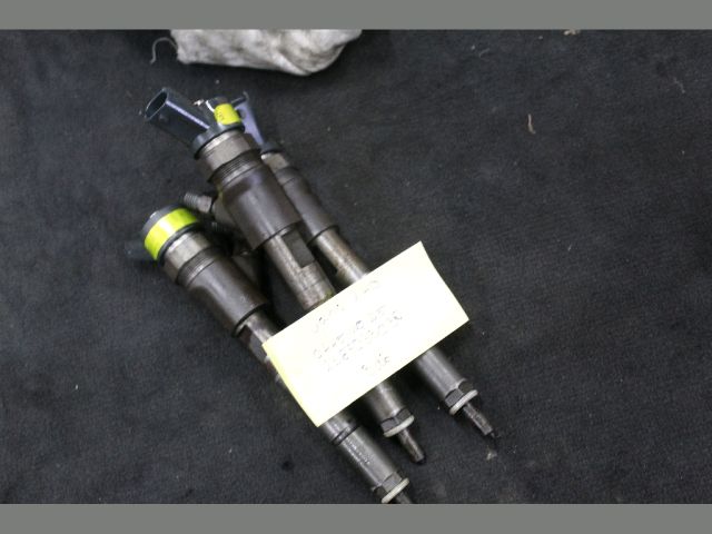 bontott TOYOTA YARIS Porlasztó (1 db)