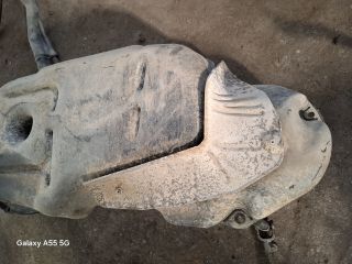 bontott TOYOTA YARIS Tank