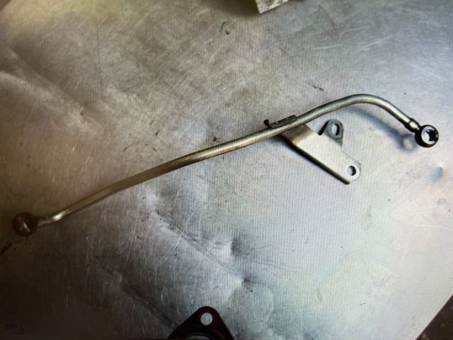 bontott TOYOTA YARIS Turbó Olajcső