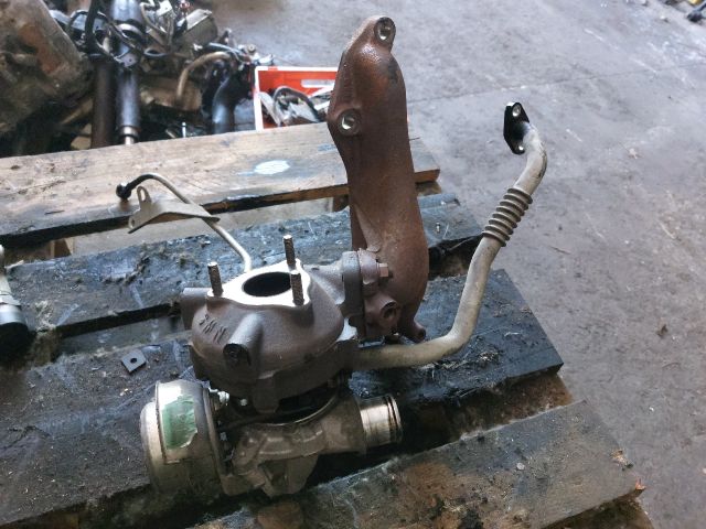 bontott TOYOTA YARIS Turbó