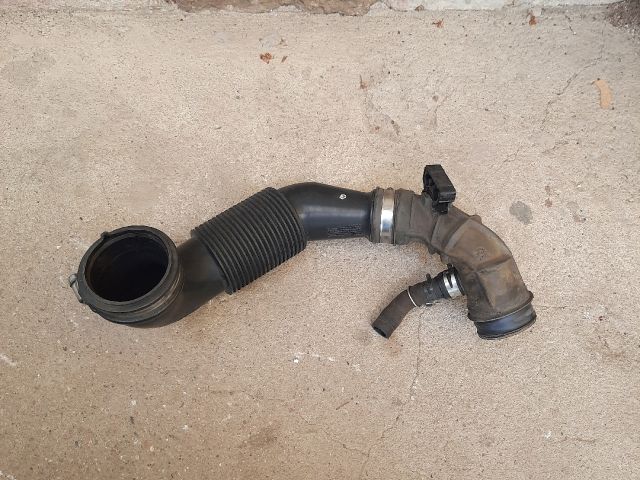 bontott TOYOTA YARIS Turbócső