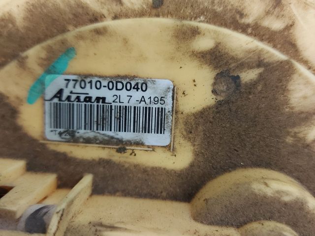 bontott TOYOTA YARIS Üzemanyagszint Jeladó