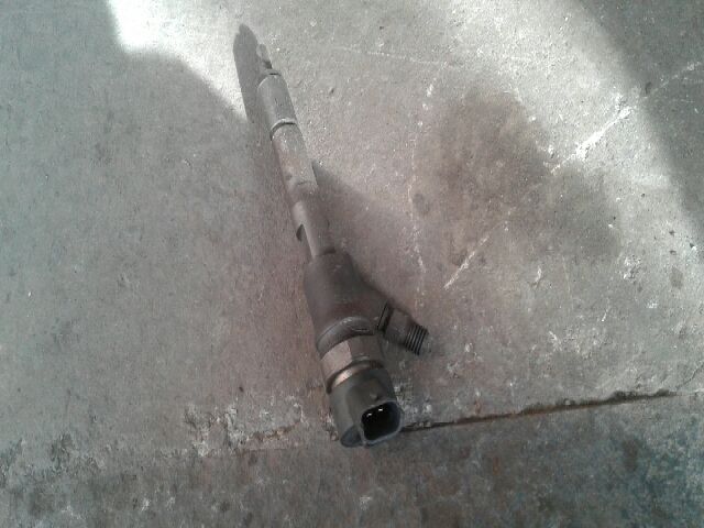 bontott TOYOTA YARIS Vákum nélküli Porlasztó