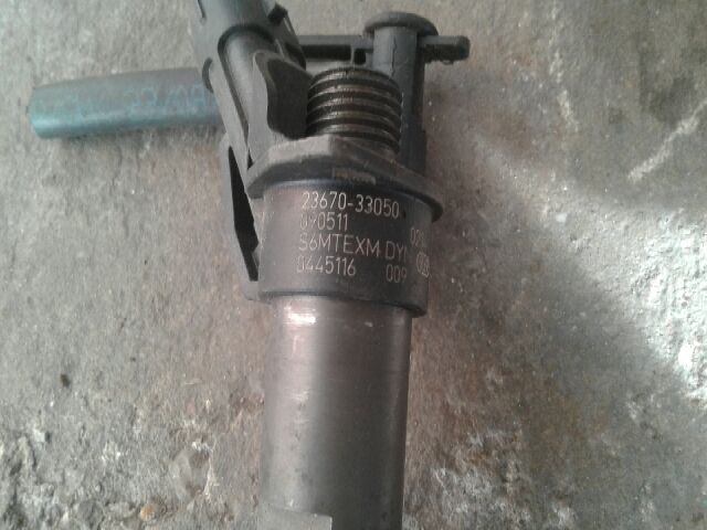 bontott TOYOTA YARIS Vákum nélküli Porlasztó