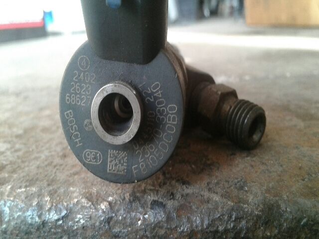 bontott TOYOTA YARIS Vákum nélküli Porlasztó