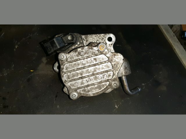 bontott TOYOTA YARIS Vákumpumpa