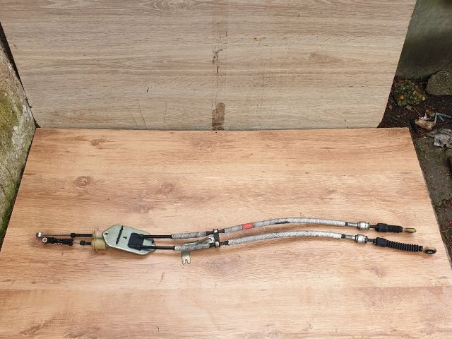 bontott TOYOTA YARIS Váltó Bowden