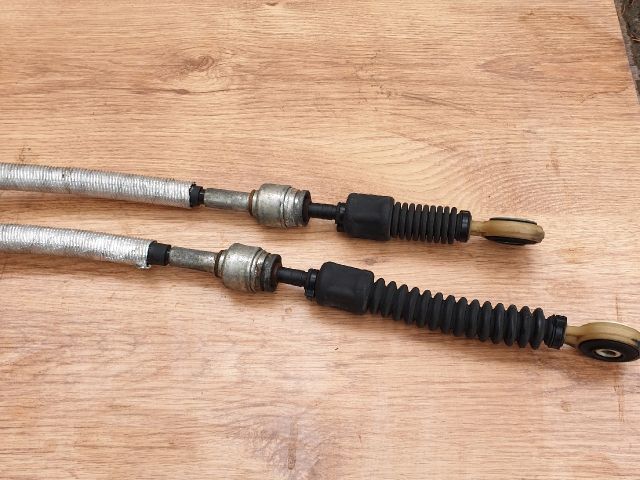 bontott TOYOTA YARIS Váltó Bowden