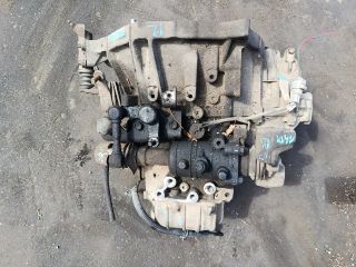 bontott TOYOTA YARIS Váltó (Mechanikus)